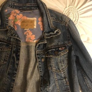 💙LIKE NEW Hollister Denim Jacket💙
